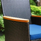 Ensemble de salle à manger d'extérieur 5 pièces avec chaises en osier avec coussins et table ronde en métal avec trou pour parasol - Bleu - Captiva Designs
