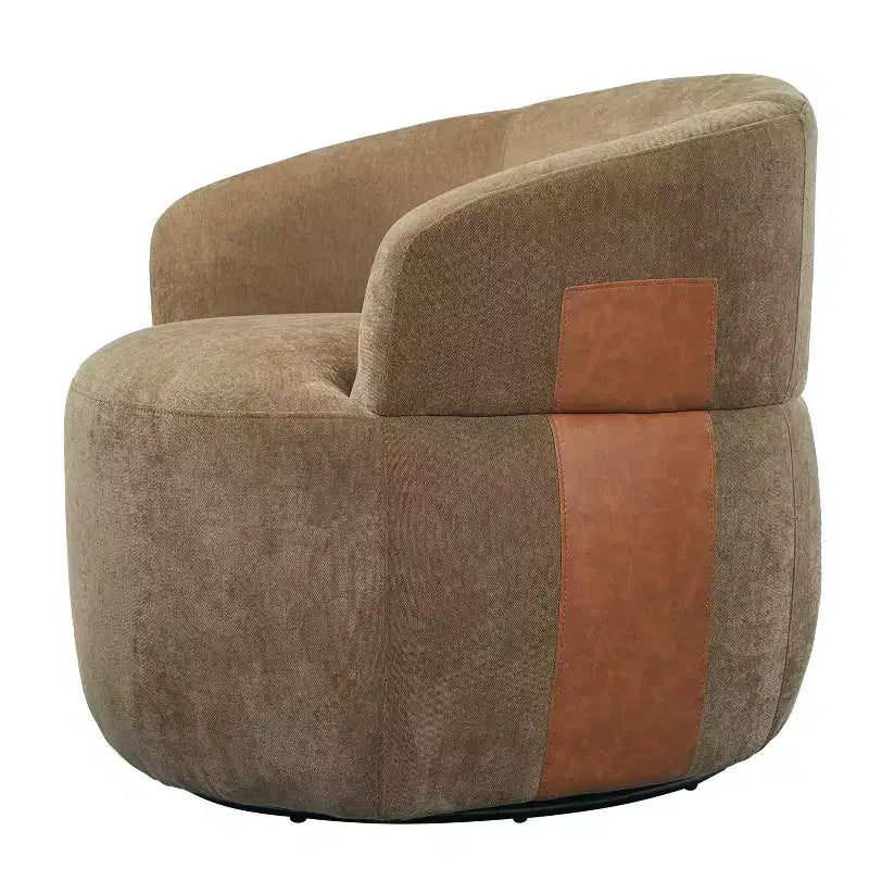 Poltrona girevole moderna con struttura in legno e gambe in metallo