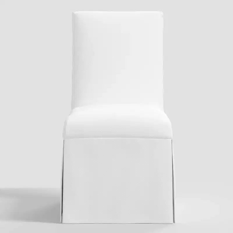 Sedia da pranzo con fodera a gonna in twill bianco: Elegante seduta imbottita, struttura in legno di caucciù, capacità 113 kg