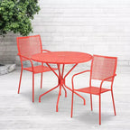 Ensemble de table de patio en acier ronde de 35,25 po de qualité commerciale Oia de Flash Furniture avec 2 chaises à dossier carré pour l'intérieur et l'extérieur