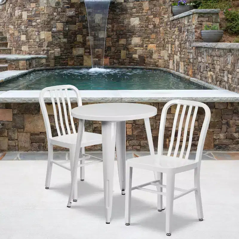 Ensemble de table ronde et de 2 chaises à dossier ajouré Emma et Oliver, 61 cm, en métal, de qualité commerciale, pour l'intérieur et l'extérieur