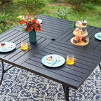 Captiva Designs Ensemble de 9 pièces Table de salle à manger carrée en métal à lattes et chaises pivotantes en osier avec coussins épais